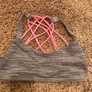 Lululemon sports bra